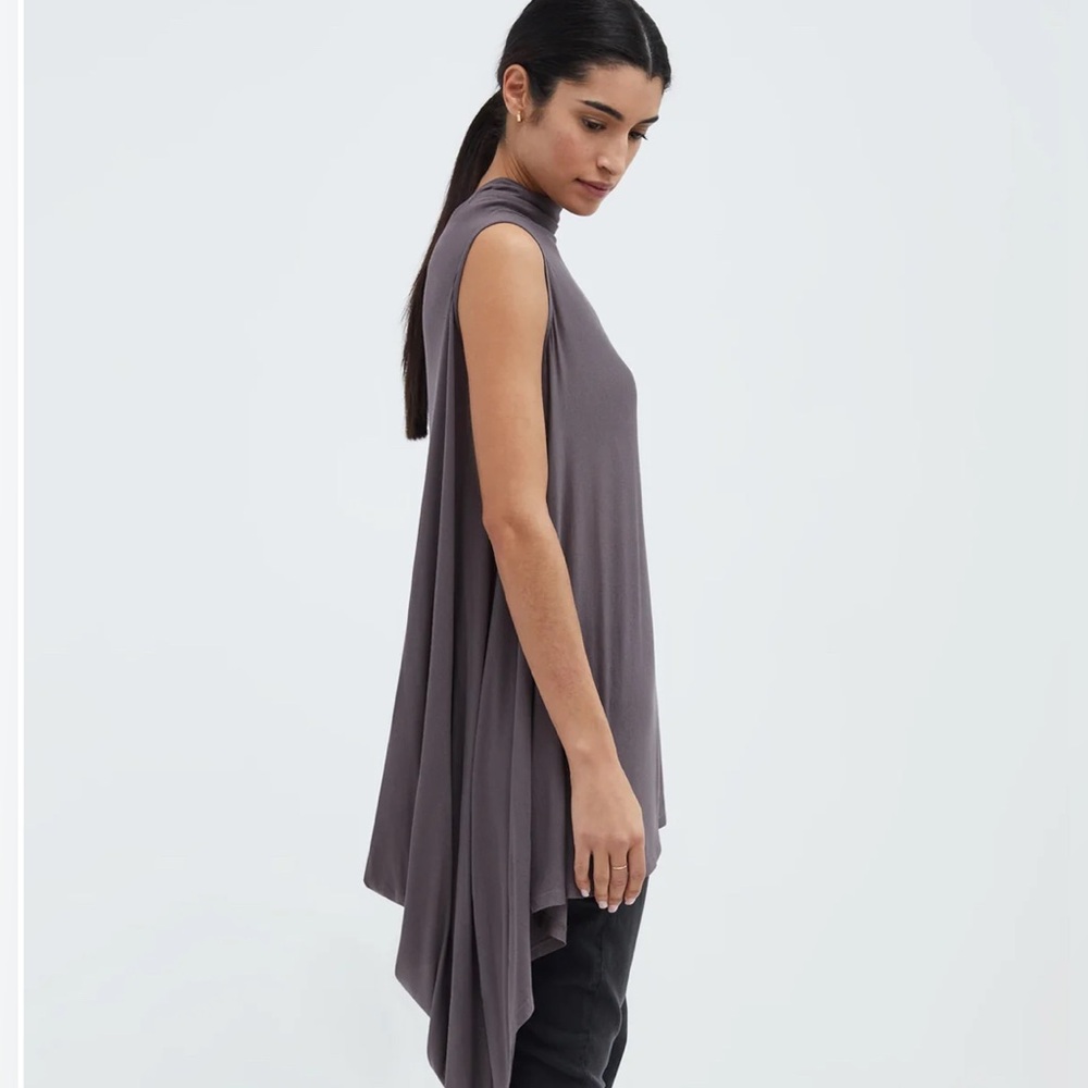 Sleeveless Draped Tunic Top in Heather Taupe